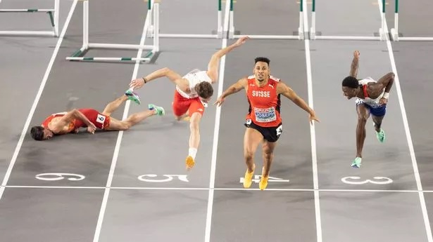 dual-quaternions racers connected numbers illustation no like race track of runnings usually connected